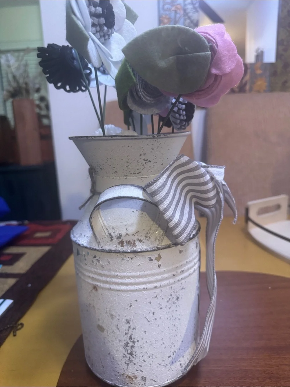 Home Sweet Home farmhouse jug with Pink & White Felt Flowers